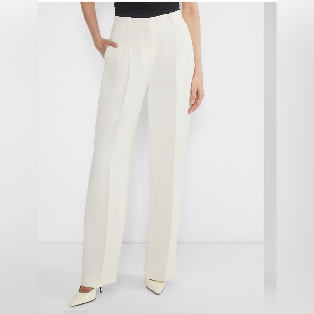 Aritzia Effortless Pants - Picture 5 of 5